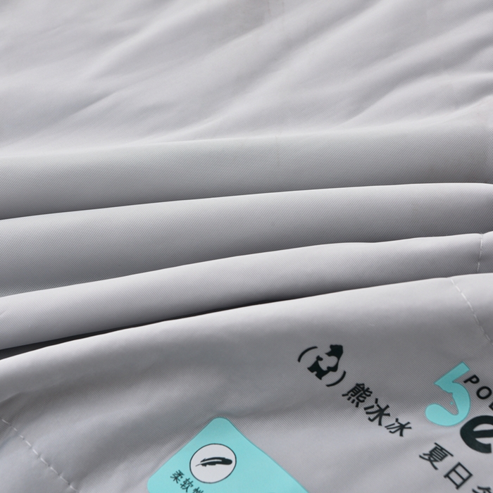 91家纺网 家纺一手货源 找家纺 梵克保罗 2025新款凉感豆豆床裙夏被四件套 幸运花 高级灰