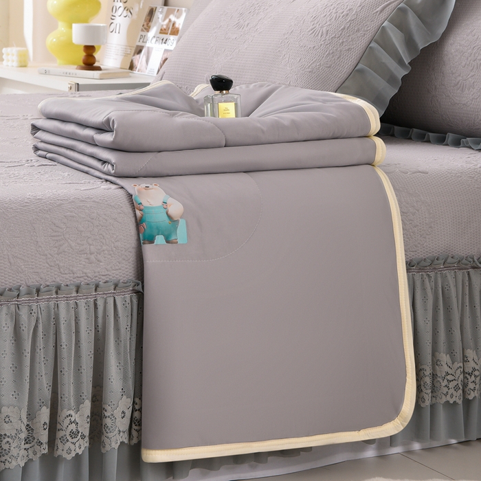 91家纺网 家纺一手货源 找家纺 梵克保罗 2025新款凉感豆豆床裙夏被四件套 花梦蝶 高级灰