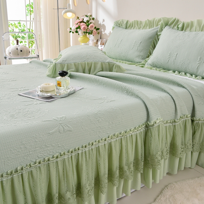 91家纺网 家纺一手货源 找家纺 梵克保罗 2025新款凉感豆豆床裙夏被四件套 花梦蝶 绿