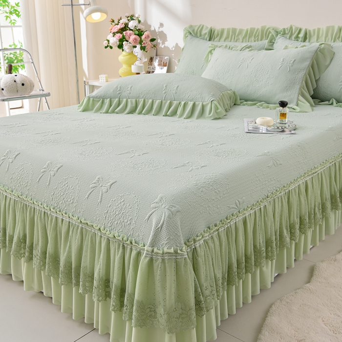 91家纺网 家纺一手货源 找家纺 梵克保罗 2025新款凉感豆豆床裙夏被四件套 花梦蝶 绿