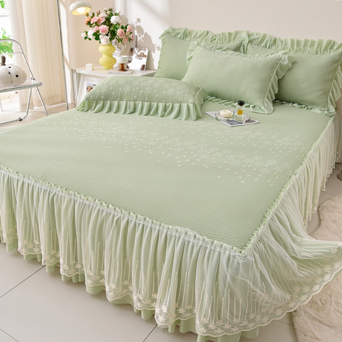 91家纺网 家纺一手货源 找家纺 梵克保罗 2025新款凉感豆豆床裙夏被四件套 幸运花 香草绿