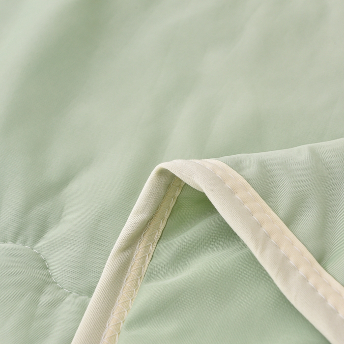 91家纺网 家纺一手货源 找家纺 梵克保罗 2025新款凉感豆豆床裙夏被四件套 幸运花 香草绿