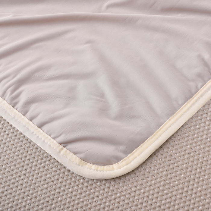 91家纺网 家纺一手货源 找家纺 梵克保罗 2025新款凉感豆豆床裙夏被四件套 幸运花 香槟