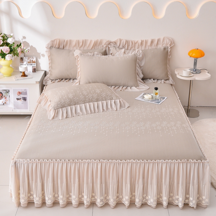 91家纺网 家纺一手货源 找家纺 梵克保罗 2025新款凉感豆豆床裙夏被四件套 幸运花 香槟