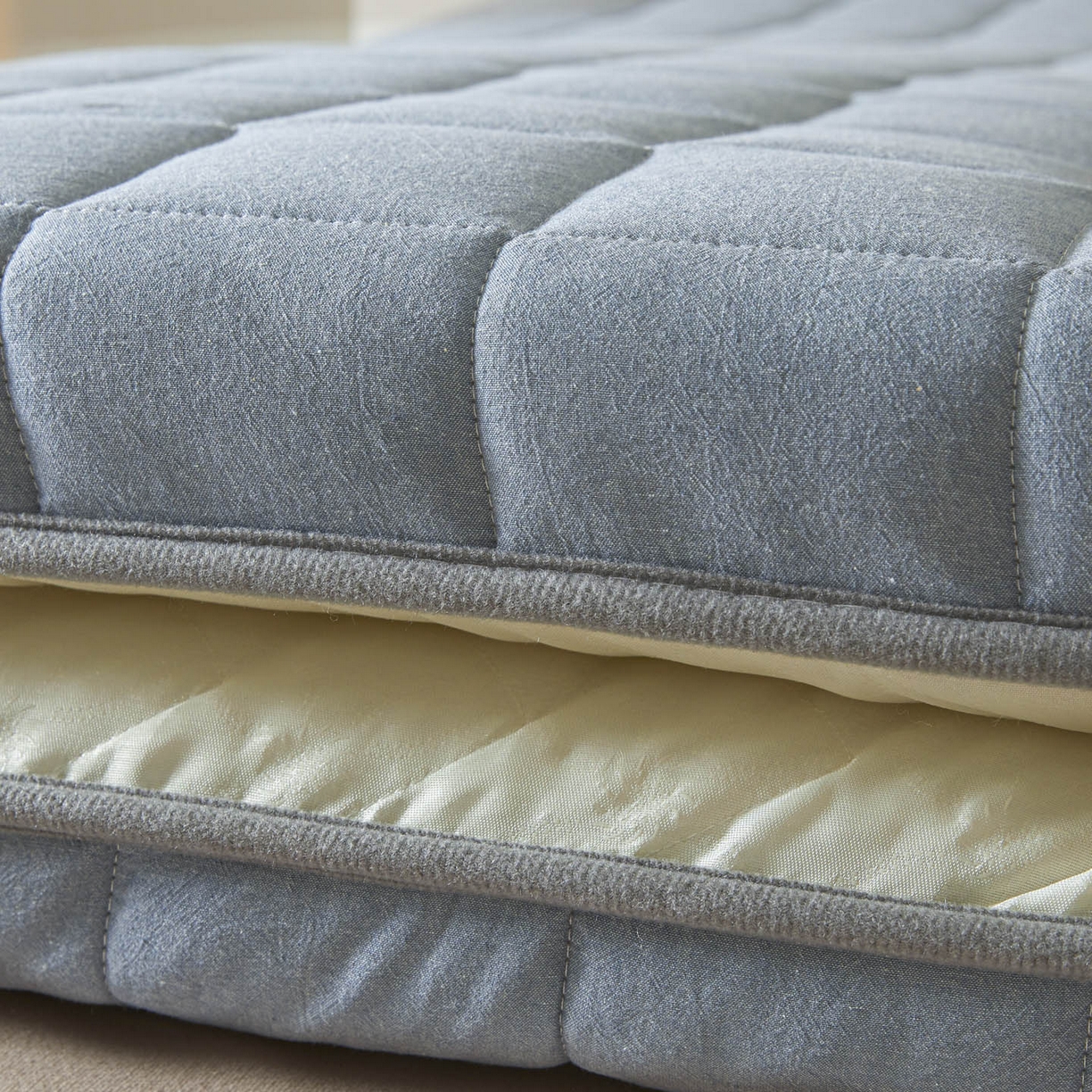 91家纺网 家纺一手货源 找家纺 鑫钰 2025年新款新疆棉花床垫家用软垫床褥 棉格-宾利蓝