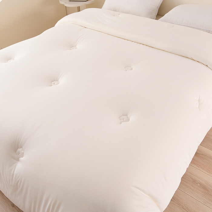 91家纺网 家纺一手货源 找家纺 宇豪家纺 2025新款新疆棉花被亲肤水洗棉 白色