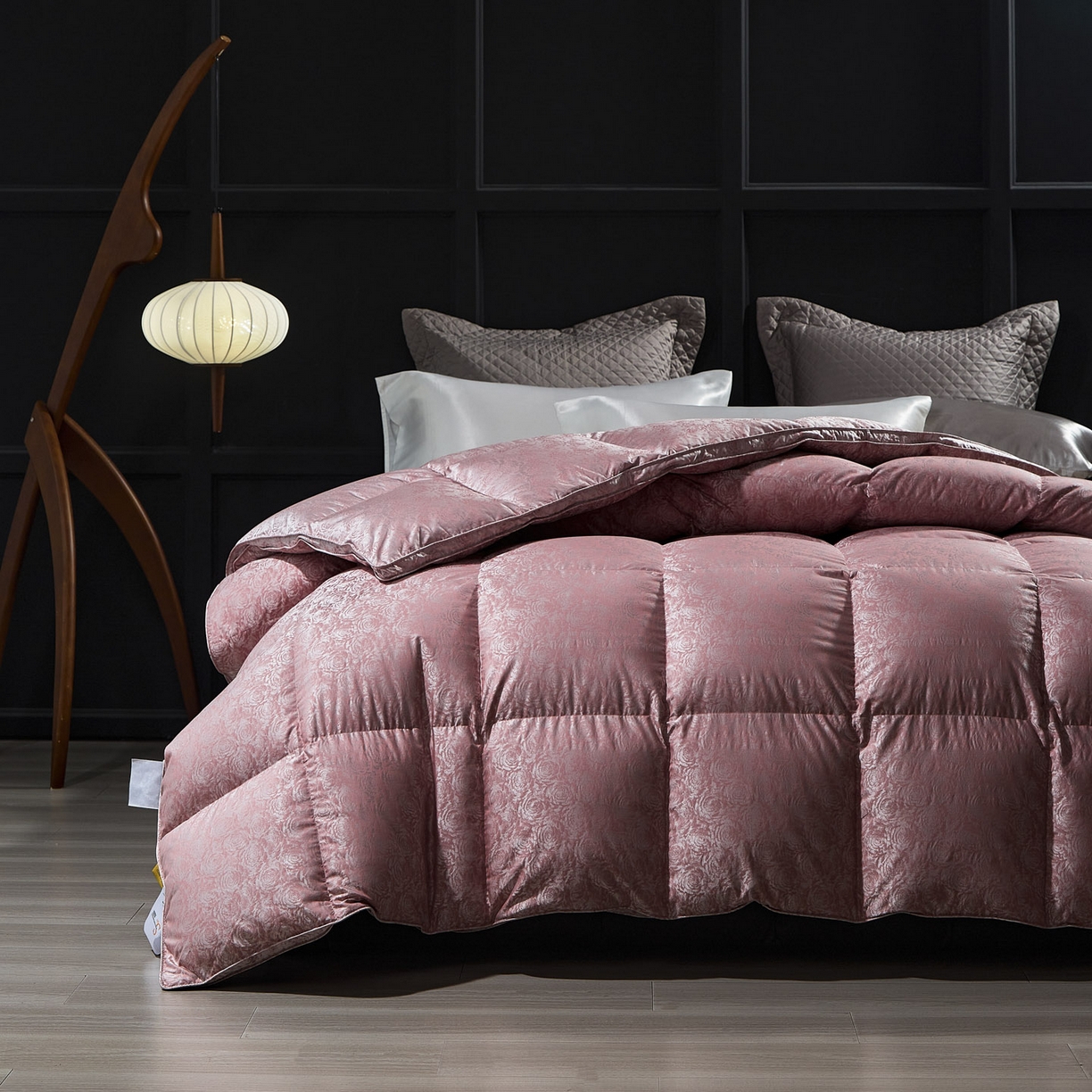 91家纺网 家纺一手货源 找家纺 暖羽屋羽绒馆  2025新款羽毛白鹅绒丝被芯被子 玫瑰物语