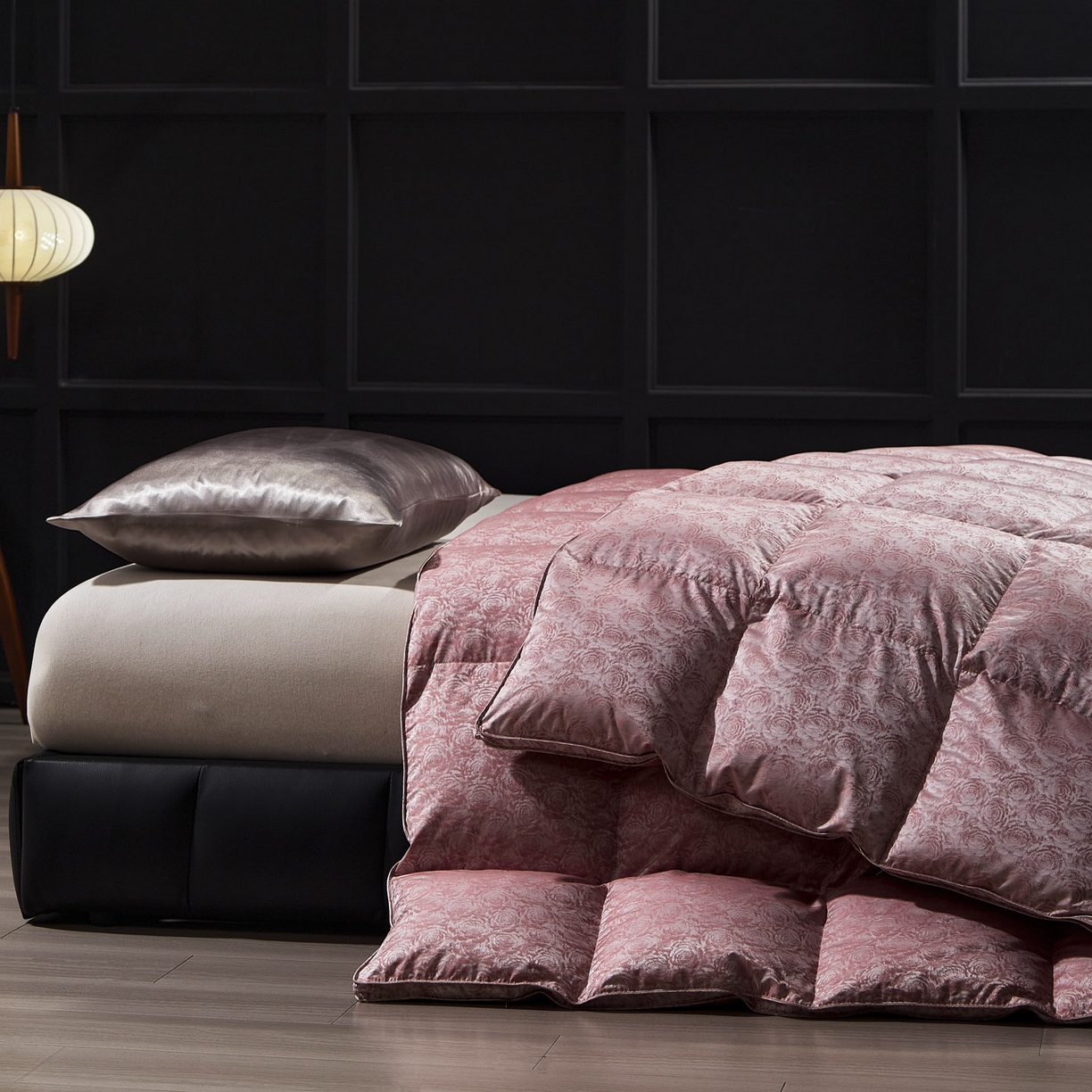 91家纺网 家纺一手货源 找家纺 暖羽屋羽绒馆  2025新款羽毛白鹅绒丝被芯被子 玫瑰物语