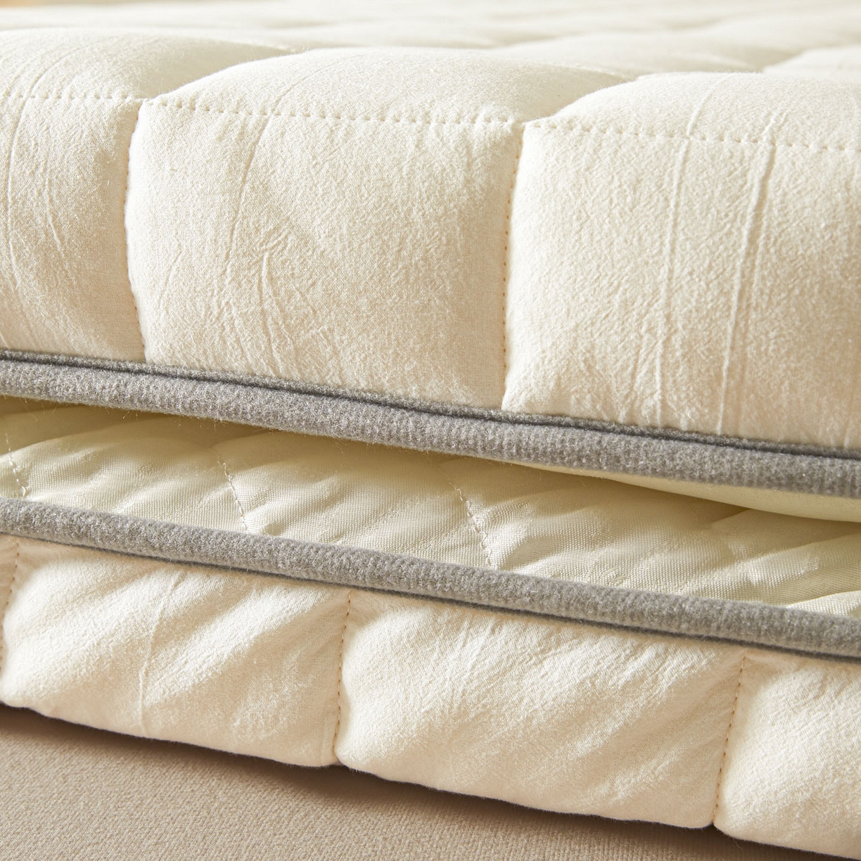 91家纺网 家纺一手货源 找家纺 鑫钰 2025年新款新疆棉花床垫家用软垫床褥 棉格-经典白