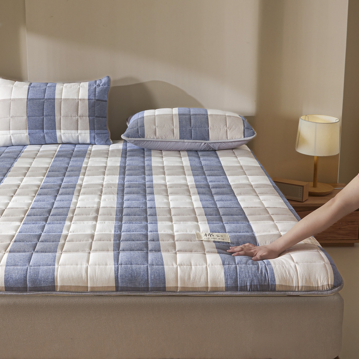91家纺网 家纺一手货源 找家纺 鑫钰 2025年新款新疆棉花床垫家用软垫床褥 棉格-蓝大格