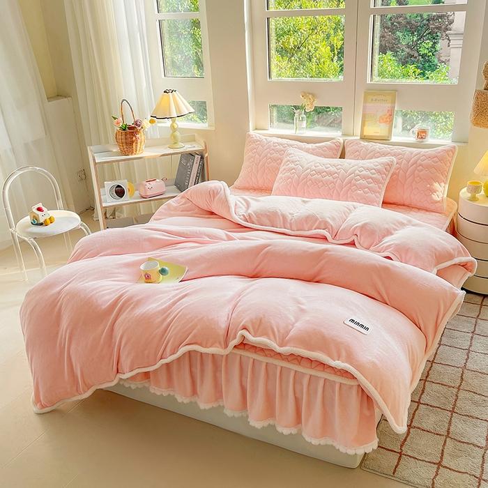 91家纺网 家纺一手货源 找家纺 （总）眠势力 2025新款牛奶绒毛球床笠款四件套