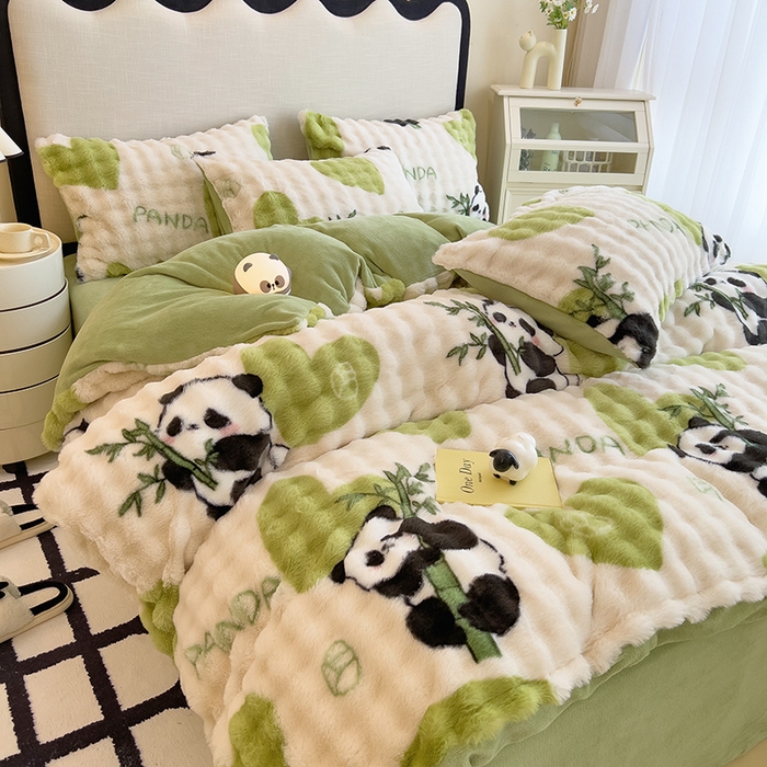 91家纺网 家纺一手货源 找家纺 摩妮卡 2025新款A类大泡泡印花兔毛牛奶绒四件套 熊猫萌萌