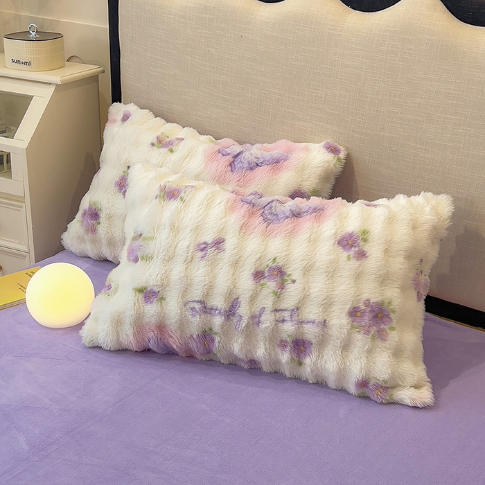 91家纺网 家纺一手货源 找家纺 摩妮卡 2025新款A类大泡泡印花兔毛牛奶绒四件套 花园蝴蝶