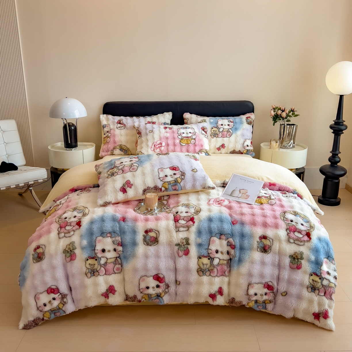 91家纺网 家纺一手货源 找家纺 摩妮卡 2025新款A类大泡泡印花兔毛牛奶绒四件套 猫猫日常