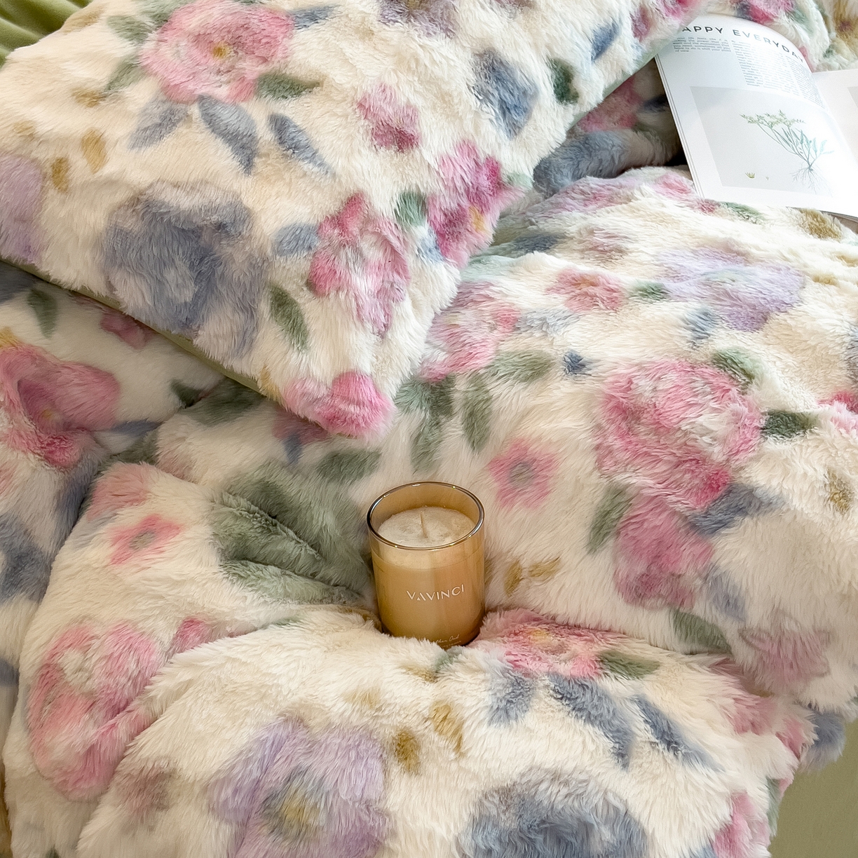 91家纺网 家纺一手货源 找家纺 摩妮卡 2025新款A类大泡泡印花兔毛牛奶绒四件套 卡丽花