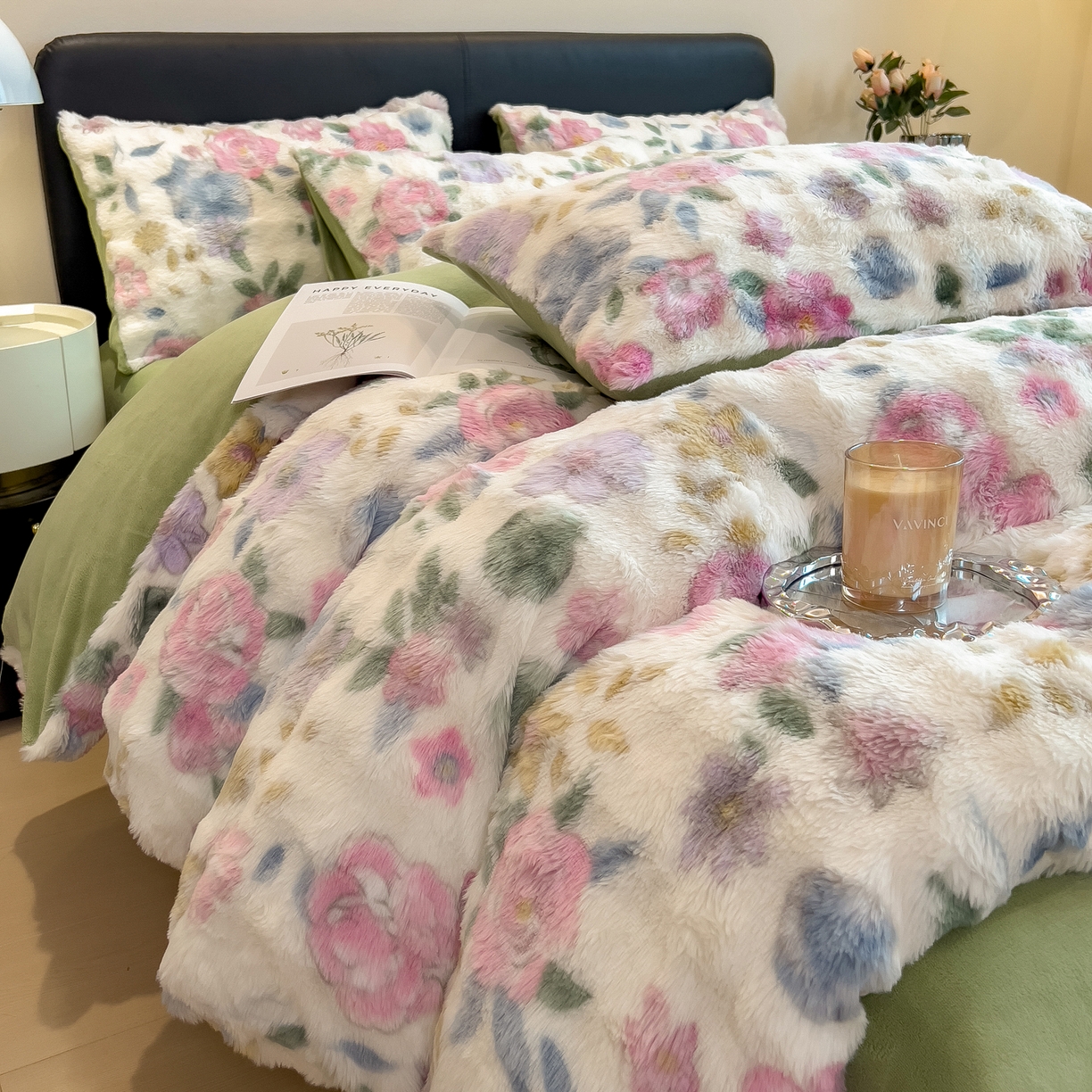 91家纺网 家纺一手货源 找家纺 摩妮卡 2025新款A类大泡泡印花兔毛牛奶绒四件套 卡丽花