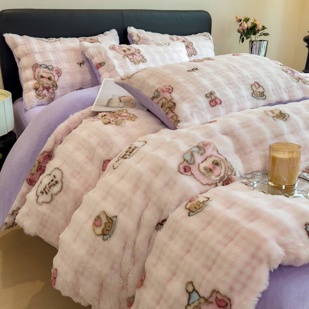 91家纺网 家纺一手货源 找家纺 摩妮卡 2025新款A类大泡泡印花兔毛牛奶绒四件套 可爱宝贝