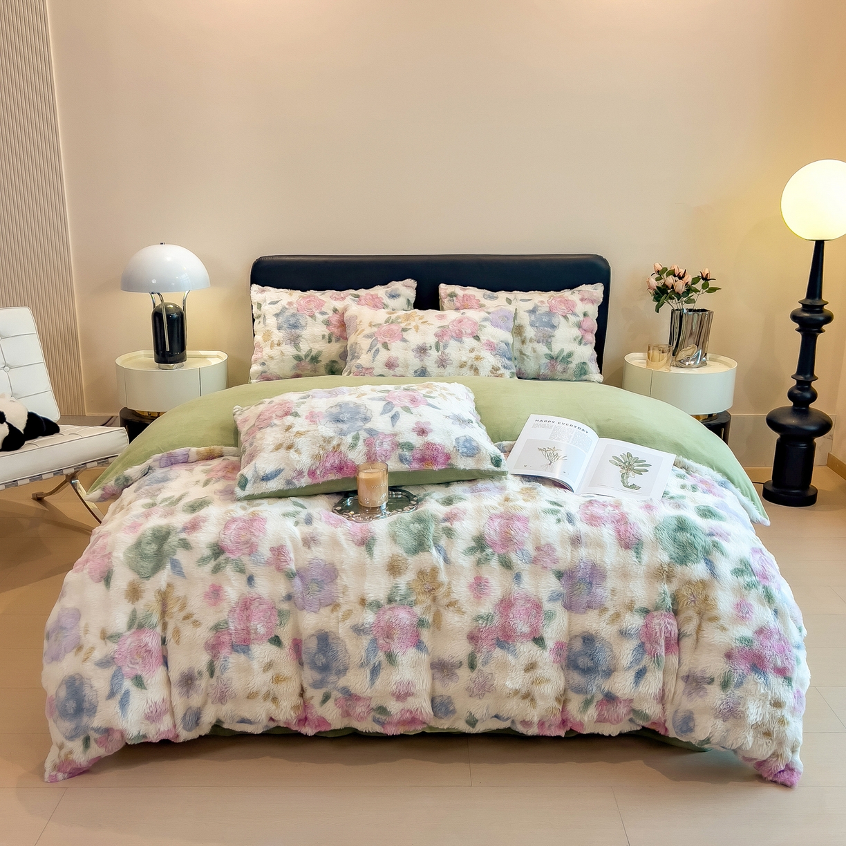 91家纺网 家纺一手货源 找家纺 摩妮卡 2025新款A类大泡泡印花兔毛牛奶绒四件套 卡丽花