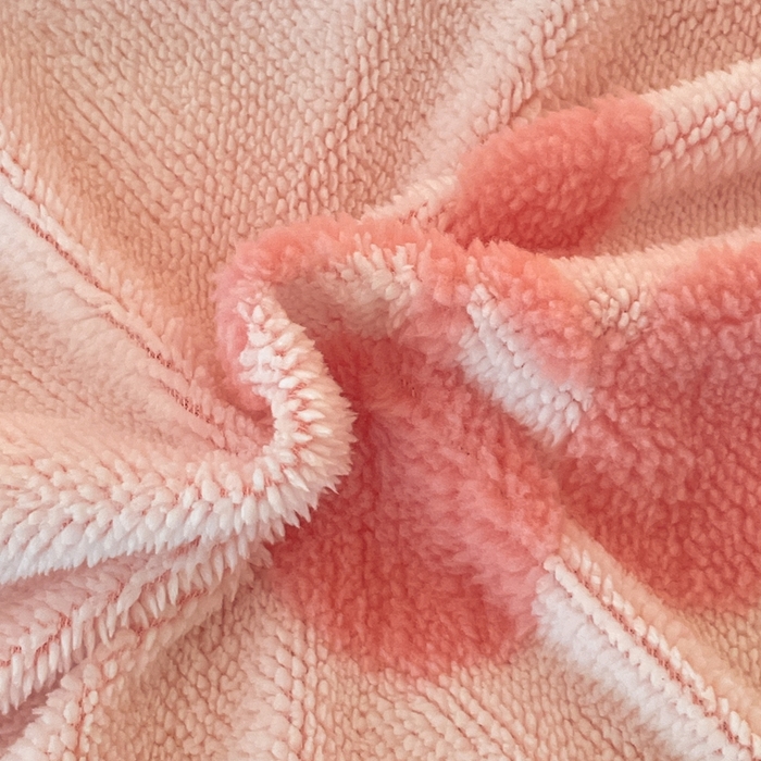 91家纺网 家纺一手货源 找家纺 川悦生活 2025新款A类300克高克重提花牛奶绒四件套 奶甜樱桃