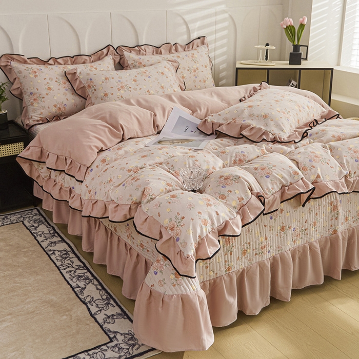 91家纺网 家纺一手货源 找家纺 梵克保罗 2025春夏新款有氧双层纱印花夹棉床盖四件套夏被四件套 莫奈花园