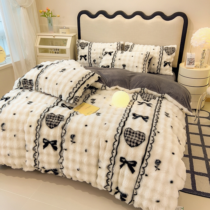 91家纺网 家纺一手货源 找家纺 摩妮卡 2025新款A类大泡泡印花兔毛牛奶绒四件套 馨莉