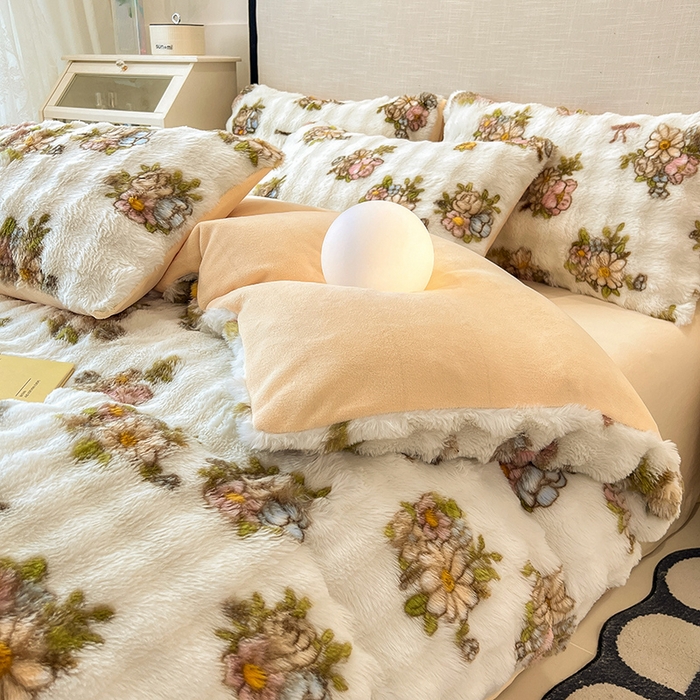 91家纺网 家纺一手货源 找家纺 摩妮卡 2025新款A类大泡泡印花兔毛牛奶绒四件套 轻纱漫舞