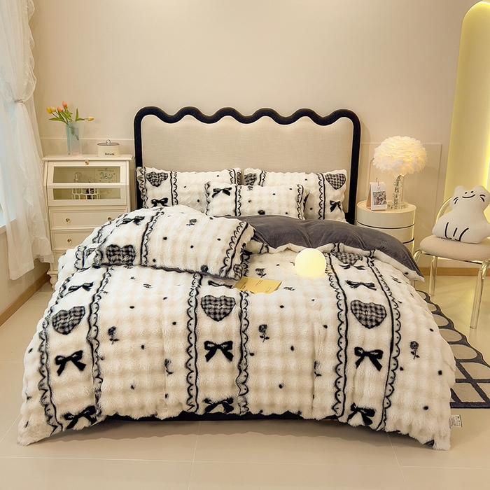 91家纺网 家纺一手货源 找家纺 摩妮卡 2025新款A类大泡泡印花兔毛牛奶绒四件套 馨莉