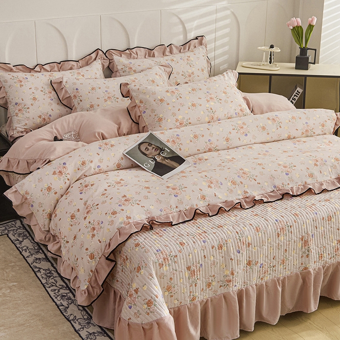 91家纺网 家纺一手货源 找家纺 梵克保罗 2025春夏新款有氧双层纱印花夹棉床盖四件套夏被四件套 莫奈花园