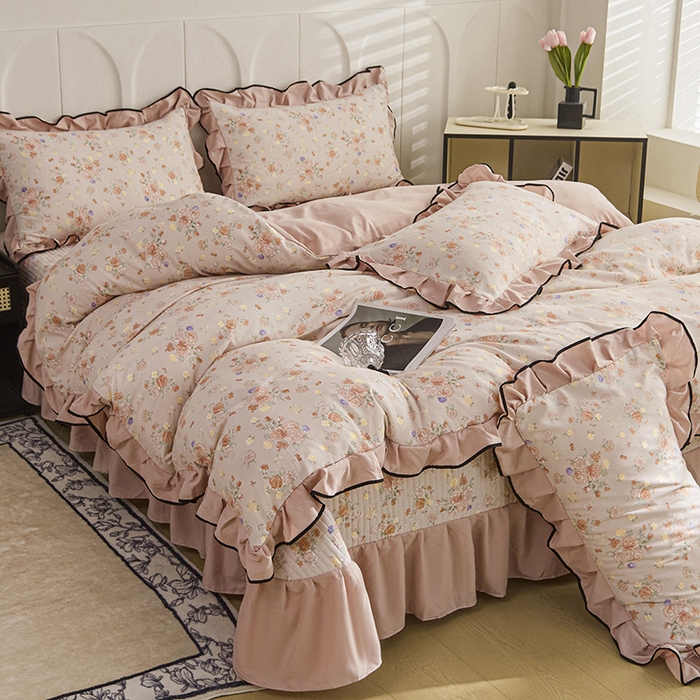 91家纺网 家纺一手货源 找家纺 梵克保罗 2025春夏新款有氧双层纱印花夹棉床盖四件套夏被四件套 莫奈花园