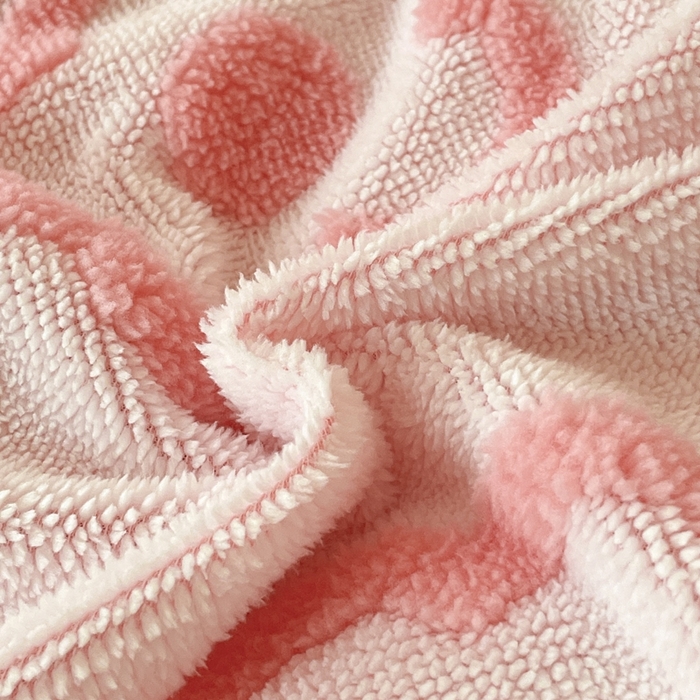 91家纺网 家纺一手货源 找家纺 川悦生活 2025新款A类300克高克重提花牛奶绒四件套 暖阳小花