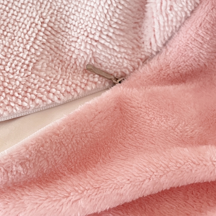 91家纺网 家纺一手货源 找家纺 川悦生活 2025新款A类300克高克重提花牛奶绒四件套 暖阳小花