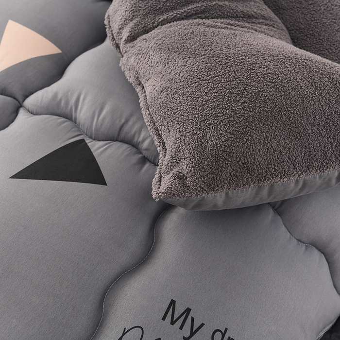 91家纺网 家纺一手货源 找家纺 2025新款保暖羊羔绒冬被 美梦