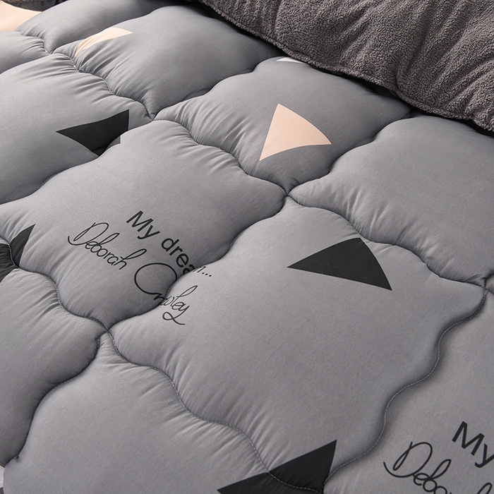 91家纺网 家纺一手货源 找家纺 2025新款保暖羊羔绒冬被 美梦