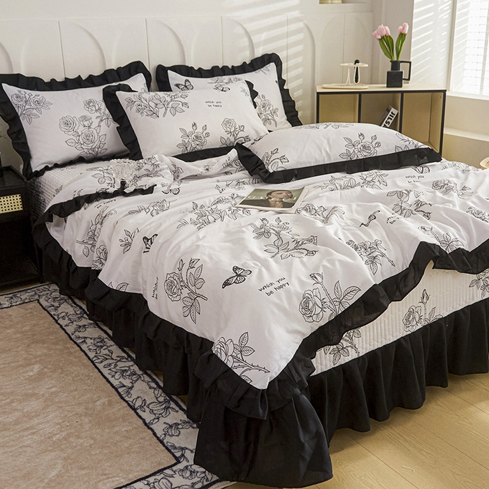 91家纺网 家纺一手货源 找家纺 梵克保罗 2025春夏新款有氧双层纱印花夹棉床盖四件套夏被四件套 墨蝶幻梦