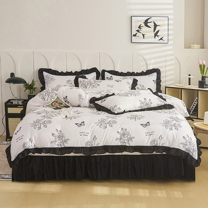 91家纺网 家纺一手货源 找家纺 梵克保罗 2025春夏新款有氧双层纱印花夹棉床盖四件套夏被四件套 墨蝶幻梦