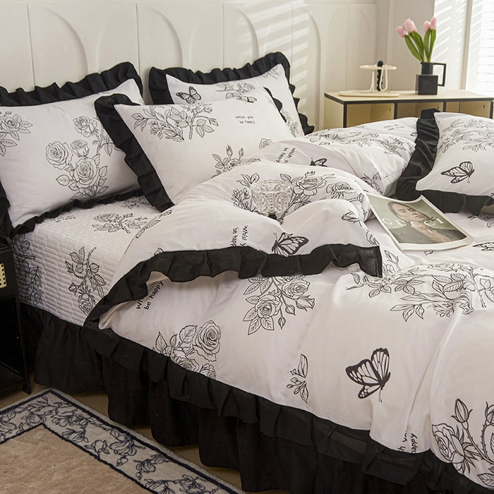 91家纺网 家纺一手货源 找家纺 梵克保罗 2025春夏新款有氧双层纱印花夹棉床盖四件套夏被四件套 墨蝶幻梦