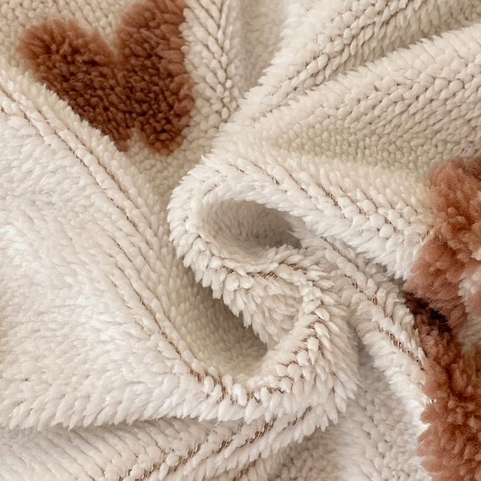 91家纺网 家纺一手货源 找家纺 川悦生活 2025新款A类300克高克重提花牛奶绒四件套 甜蜜福蝶-咖