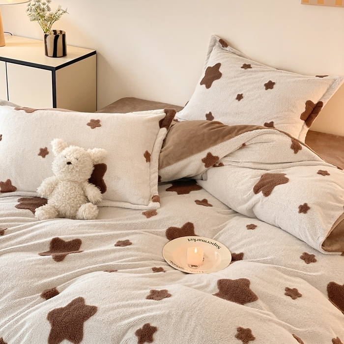 91家纺网 家纺一手货源 找家纺 川悦生活 2025新款A类300克高克重提花牛奶绒四件套 星星愿望