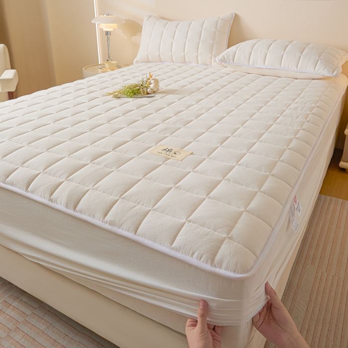 91家纺网 家纺一手货源 找家纺 鑫钰 2025秋冬新款新疆棉棉花床笠 棉格-经典白