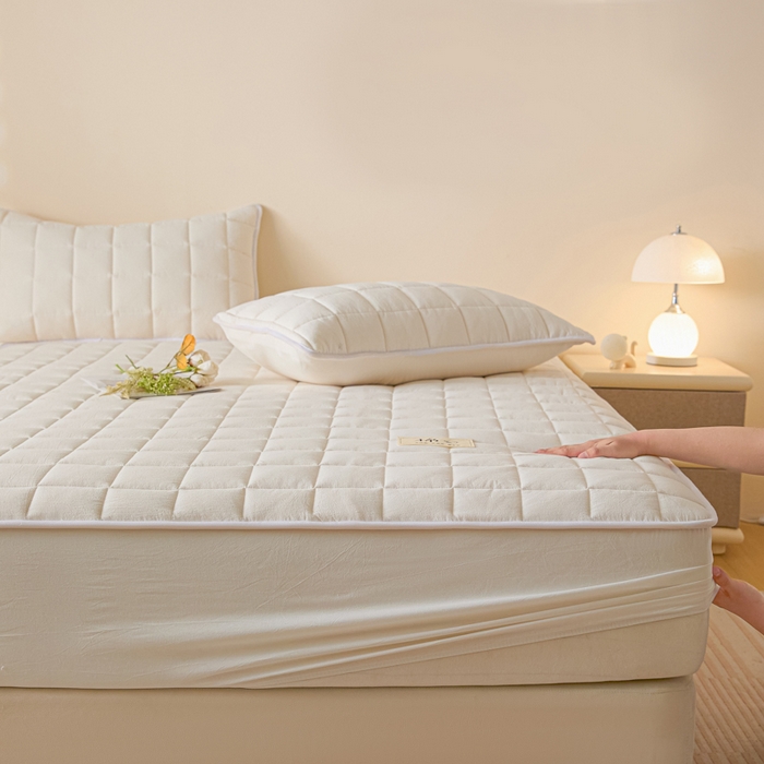 91家纺网 家纺一手货源 找家纺 鑫钰 2025秋冬新款新疆棉棉花床笠 棉格-经典白