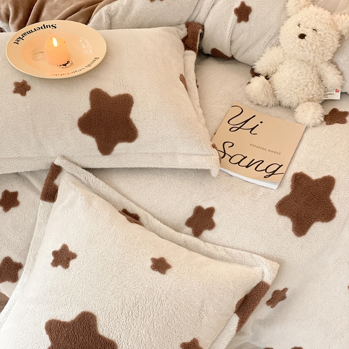 91家纺网 家纺一手货源 找家纺 川悦生活 2025新款A类300克高克重提花牛奶绒四件套 星星愿望