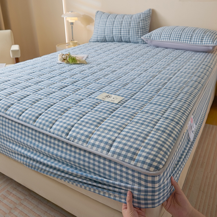 91家纺网 家纺一手货源 找家纺 鑫钰 2025秋冬新款新疆棉棉花床笠 棉格-蓝小格