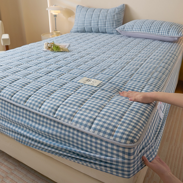 91家纺网 家纺一手货源 找家纺 鑫钰 2025秋冬新款新疆棉棉花床笠 棉格-蓝小格