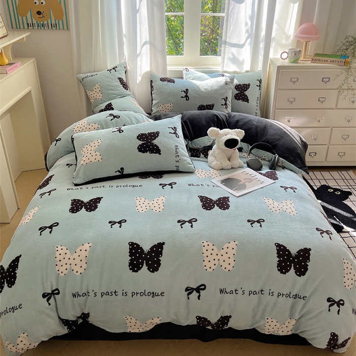 91家纺网 家纺一手货源 找家纺 红嘴企鹅 2025新款精致印花牛奶绒四件套 魅力蝴蝶