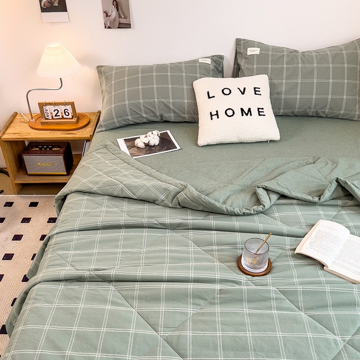 91家纺网 家纺一手货源 找家纺 梵克保罗 2025春夏新款10A抗菌无印风水洗棉夏被四件套 格韵绿