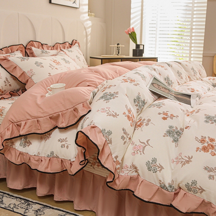 91家纺网 家纺一手货源 找家纺 梵克保罗 2025春夏新款有氧双层纱印花夹棉床盖四件套夏被四件套 浅夏微风