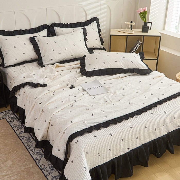 91家纺网 家纺一手货源 找家纺 梵克保罗 2025春夏新款有氧双层纱印花夹棉床盖四件套夏被四件套 情结