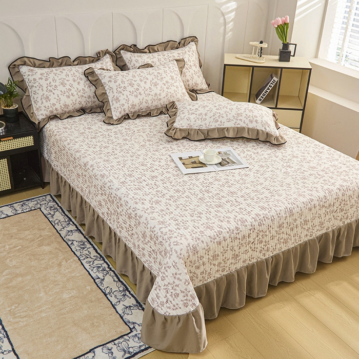 91家纺网 家纺一手货源 找家纺 梵克保罗 2025春夏新款有氧双层纱印花夹棉床盖四件套夏被四件套 香槟玫瑰