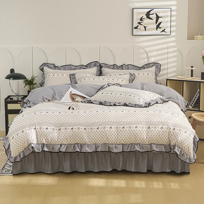 91家纺网 家纺一手货源 找家纺 梵克保罗 2025春夏新款有氧双层纱印花夹棉床盖四件套夏被四件套 小马宝丽