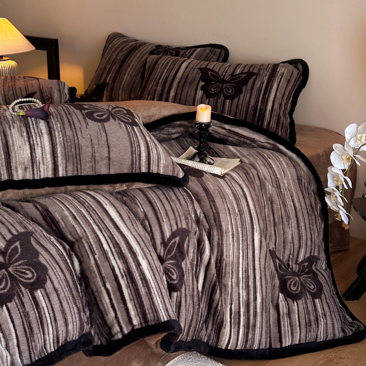 铠畅  2025新款加厚8斤包边款美拉德仿兔毛皮草牛奶绒四件套 美拉德包边款-蝶之翼